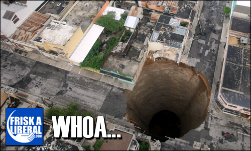 Giant Sinkhole In Guatemala City Frisk A Liberal